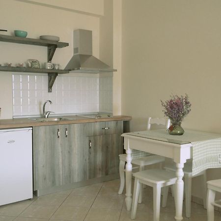 Triantafilia Guesthouse Агии Апостоли Стая снимка