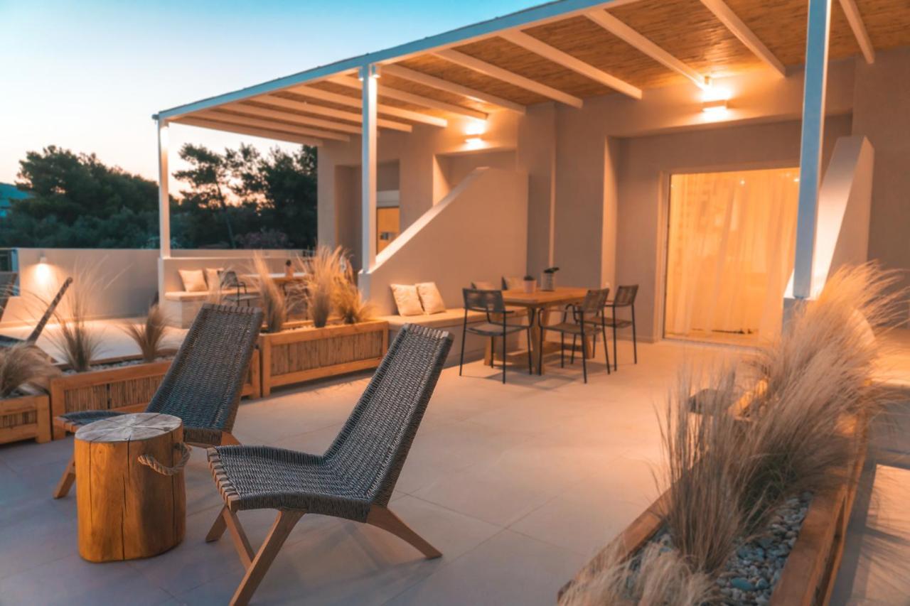 Triantafilia Guesthouse Агии Апостоли Екстериор снимка