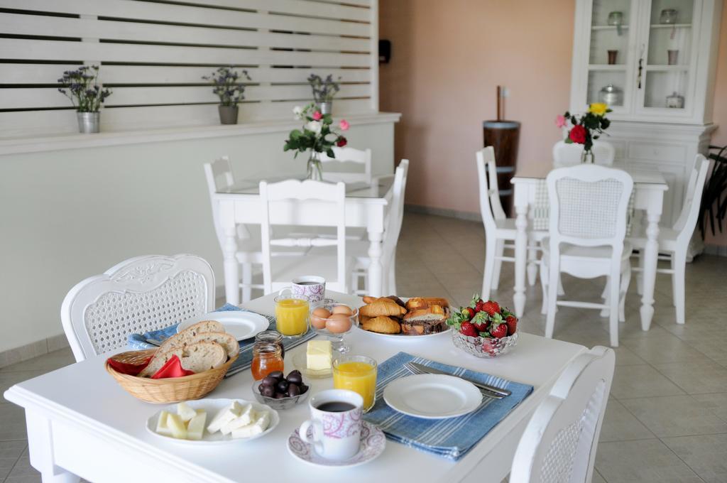 Triantafilia Guesthouse Агии Апостоли Екстериор снимка